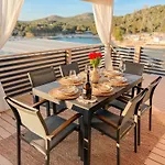 Latan House * Drage