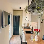 Latan House Casa vacanze Drage